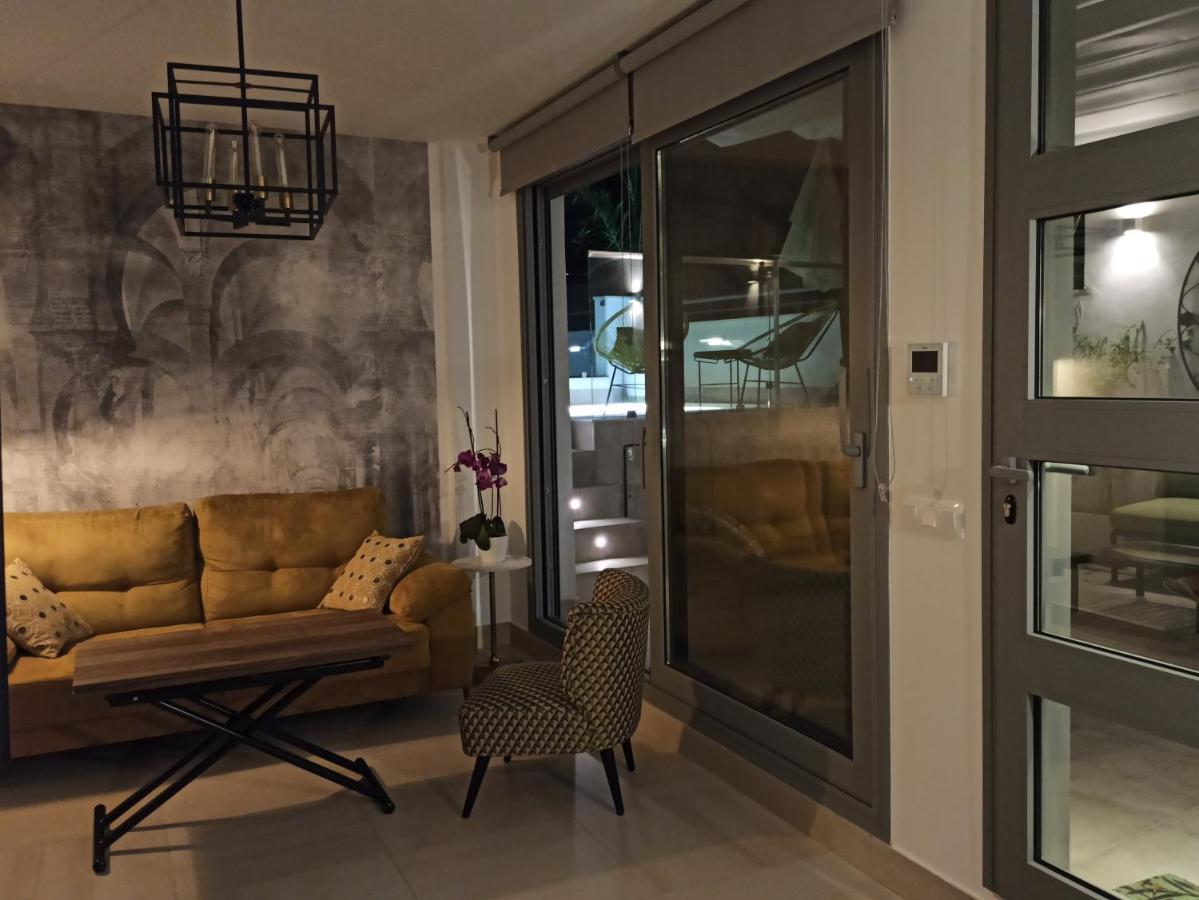 Luxury Penthouse With Private Pool Setas Monument Apartment